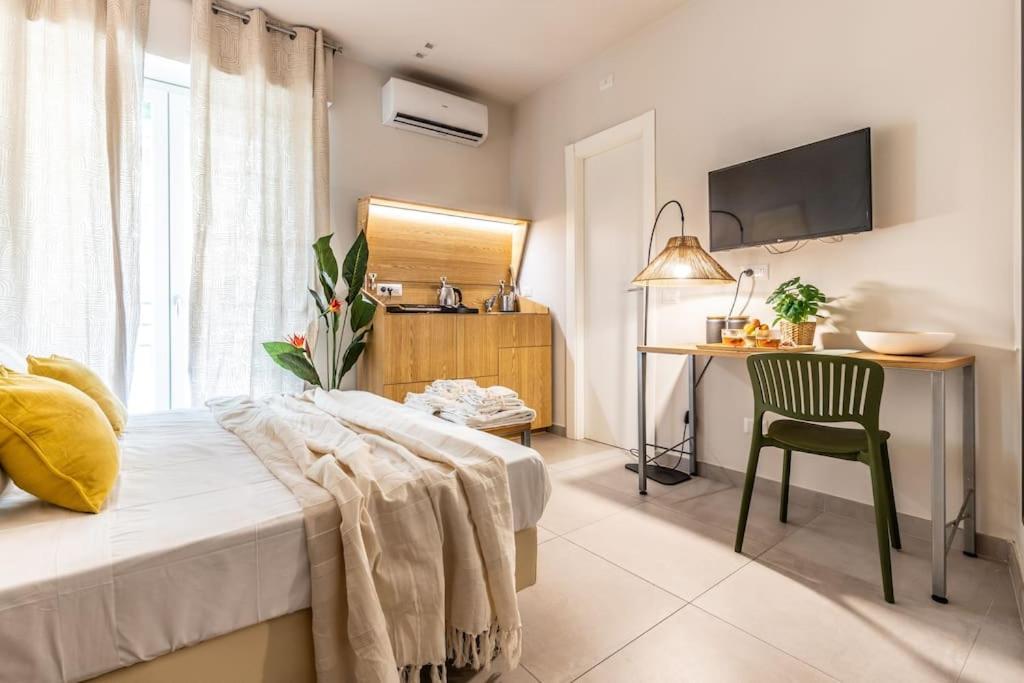 Dafne Room Un'Oasi Romana Per Coppie Esterno foto